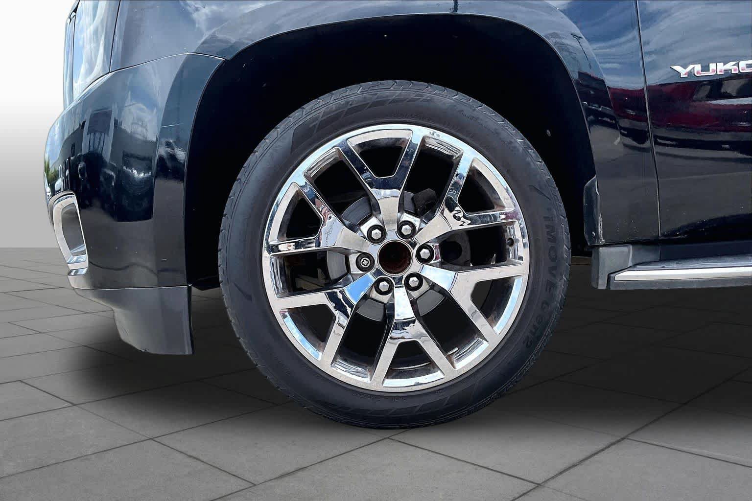 Used 2016 GMC Yukon SLT RWD image 11