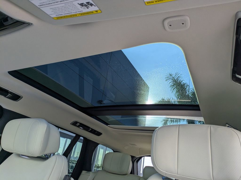New 2026 Land Rover Range Rover Autobiography image 21