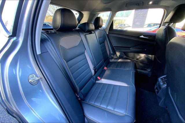Used 2023 Volkswagen Taos SEL image 19