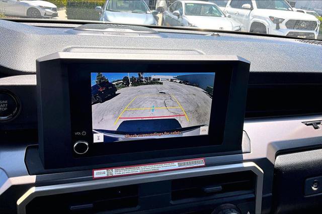 Certified 2025 Toyota Tacoma SR5 w/ SR5 Upgrade Package AWD/4WD image 15