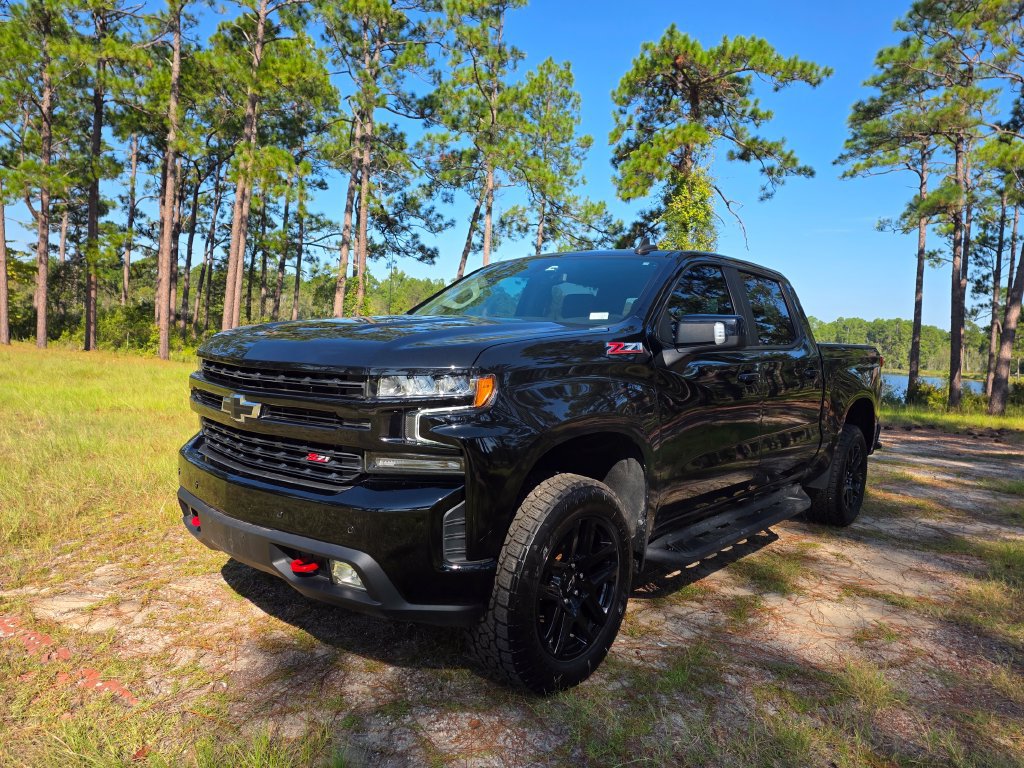 Used 2021 Chevrolet Silverado 1500 LT Trail Boss w/ Convenience Package II