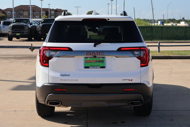 Used 2023 GMC Acadia AT4 w/ GMC Pro Grade Package AWD/4WD image 5