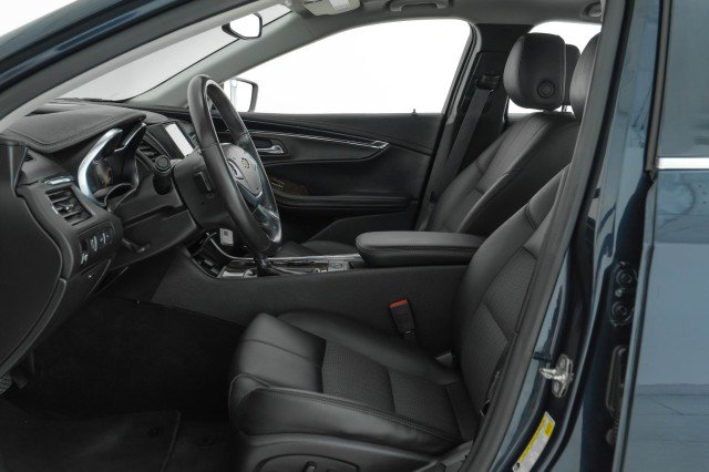 Used 2014 Chevrolet Impala LT w/ Convenience Package image 30