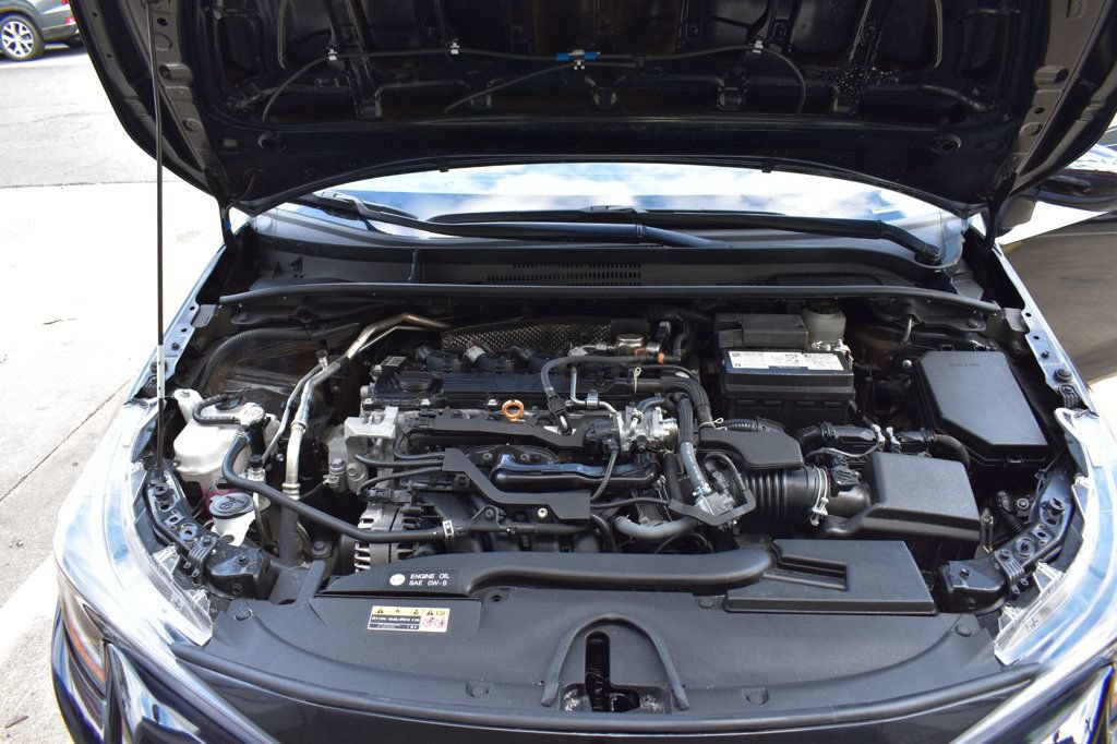 Used 2024 Toyota Corolla LE FWD image 12