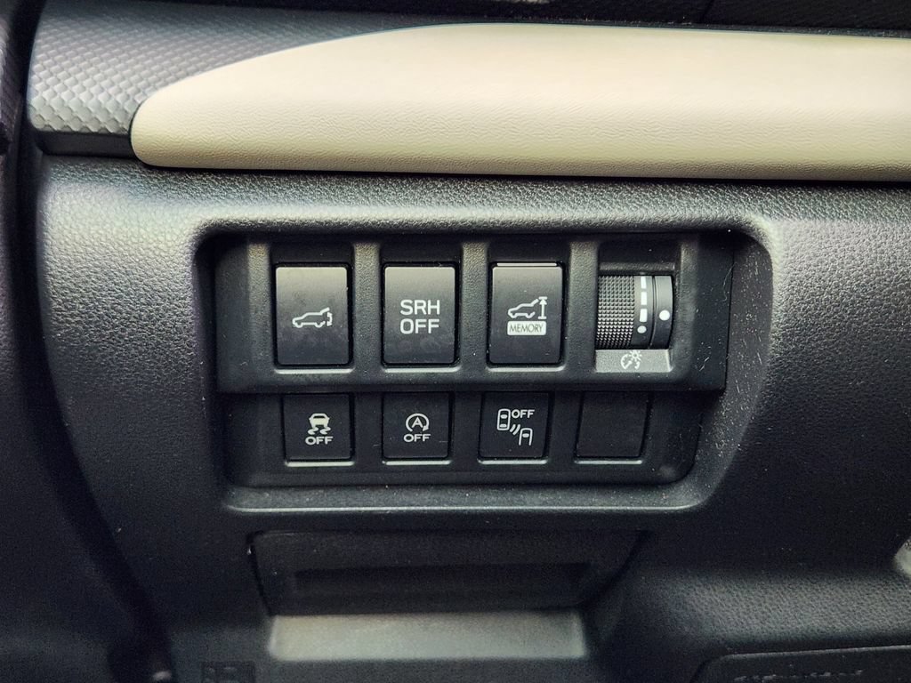 Used 2023 Subaru Forester Limited AWD/4WD image 25