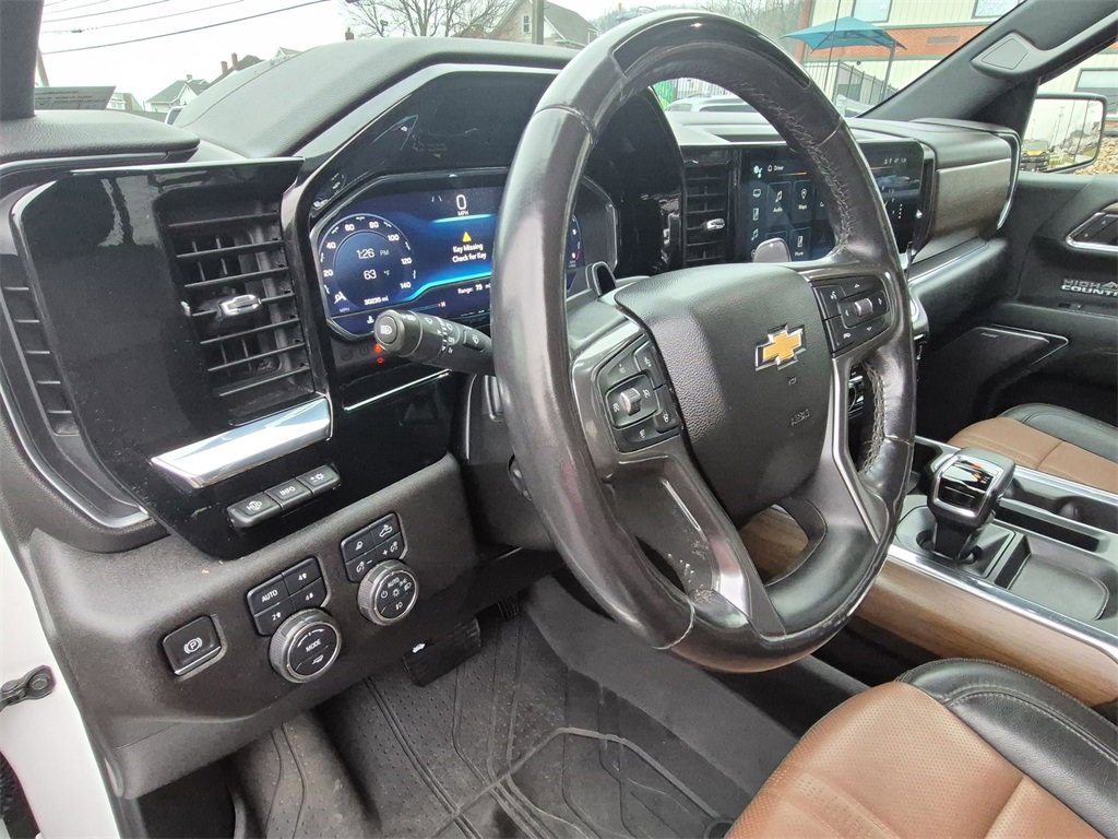 Used 2024 Chevrolet Silverado 1500 High Country image 21