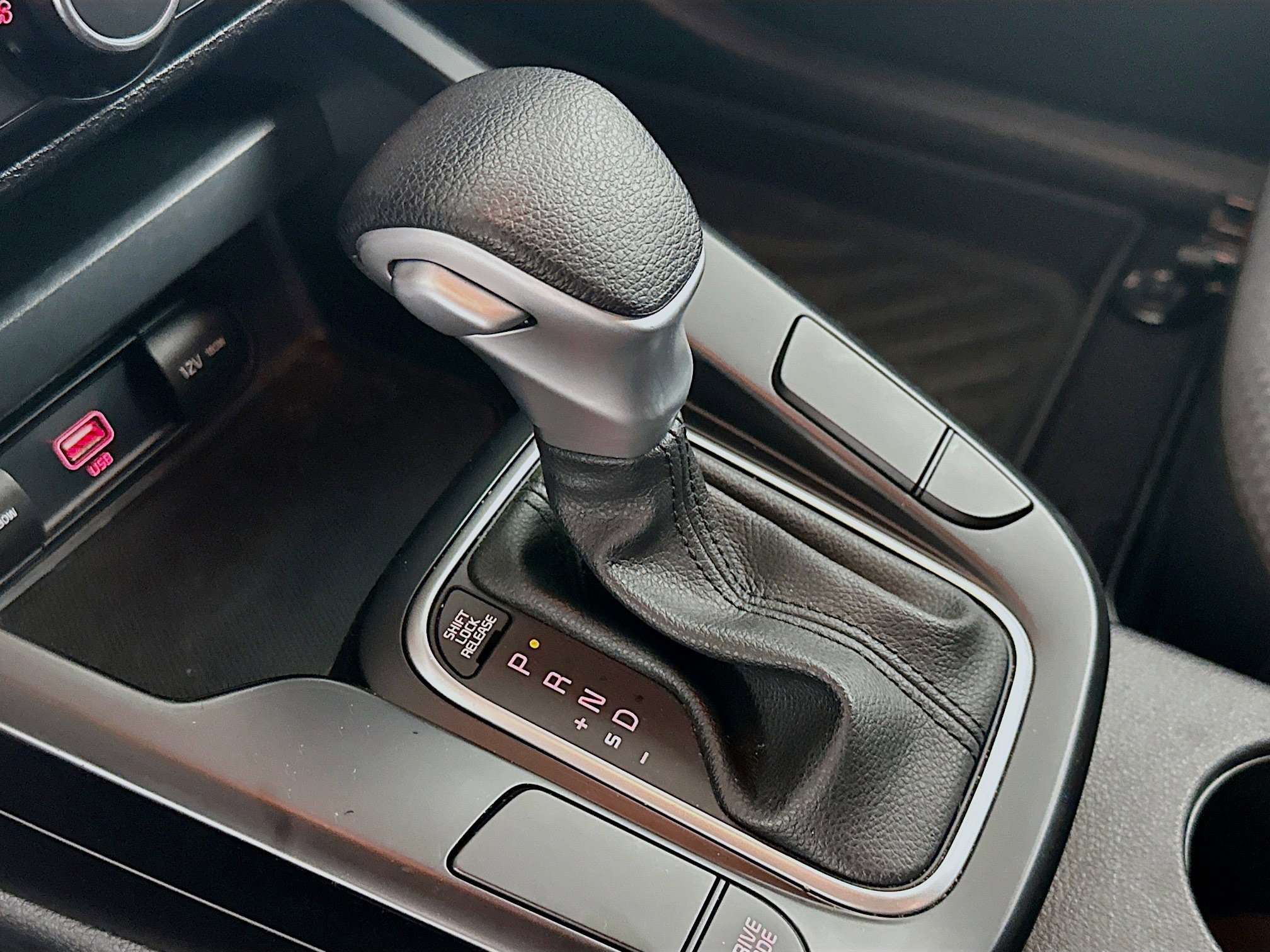 Used 2022 Kia Soul LX w/ Technology Package FWD image 24