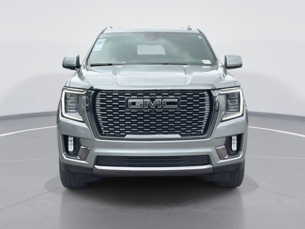 Used 2024 GMC Yukon XL Denali Ultimate AWD/4WD image 2