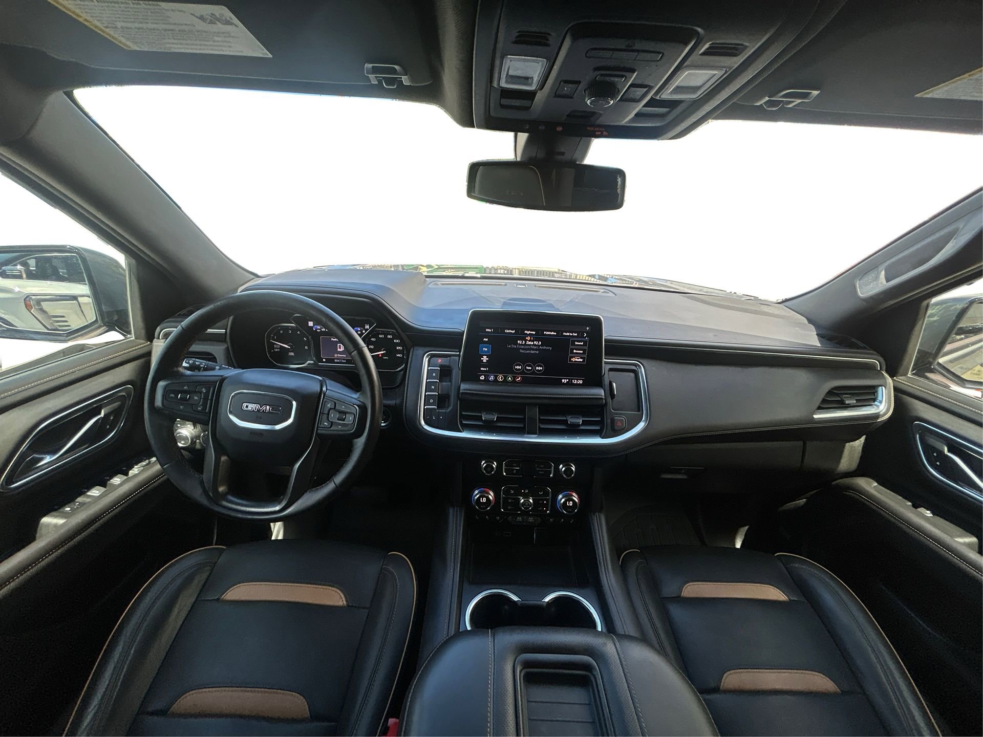 Used 2021 GMC Yukon AT4 w/ AT4 Premium Plus Package image 27