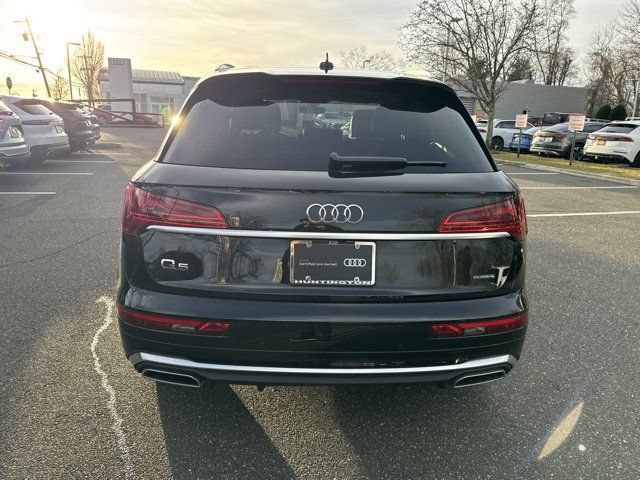 Used 2025 Audi Q5 2.0T Premium Plus w/ Premium Plus Package AWD/4WD image 6