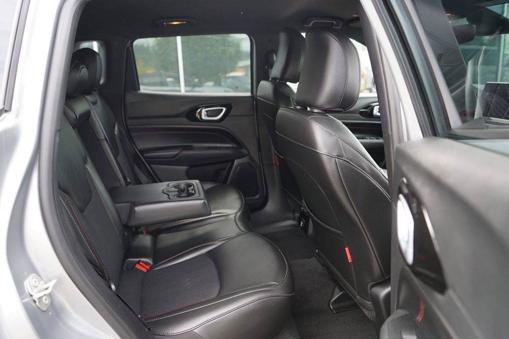 Used 2023 Jeep Compass Trailhawk AWD/4WD image 31