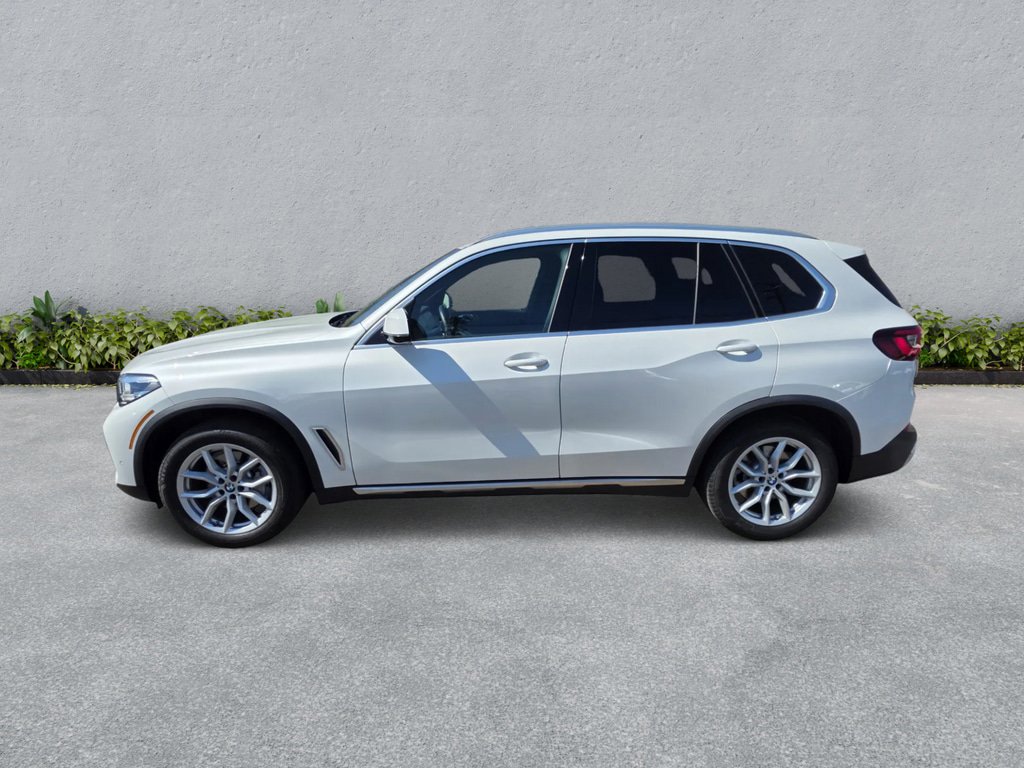 Used 2023 BMW X5 xDrive40i w/ Premium Package AWD/4WD image 9