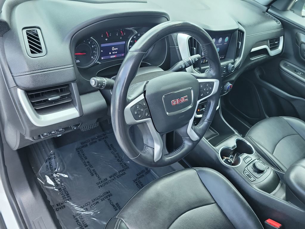Used 2022 GMC Terrain SLT w/ Tech Package FWD image 25