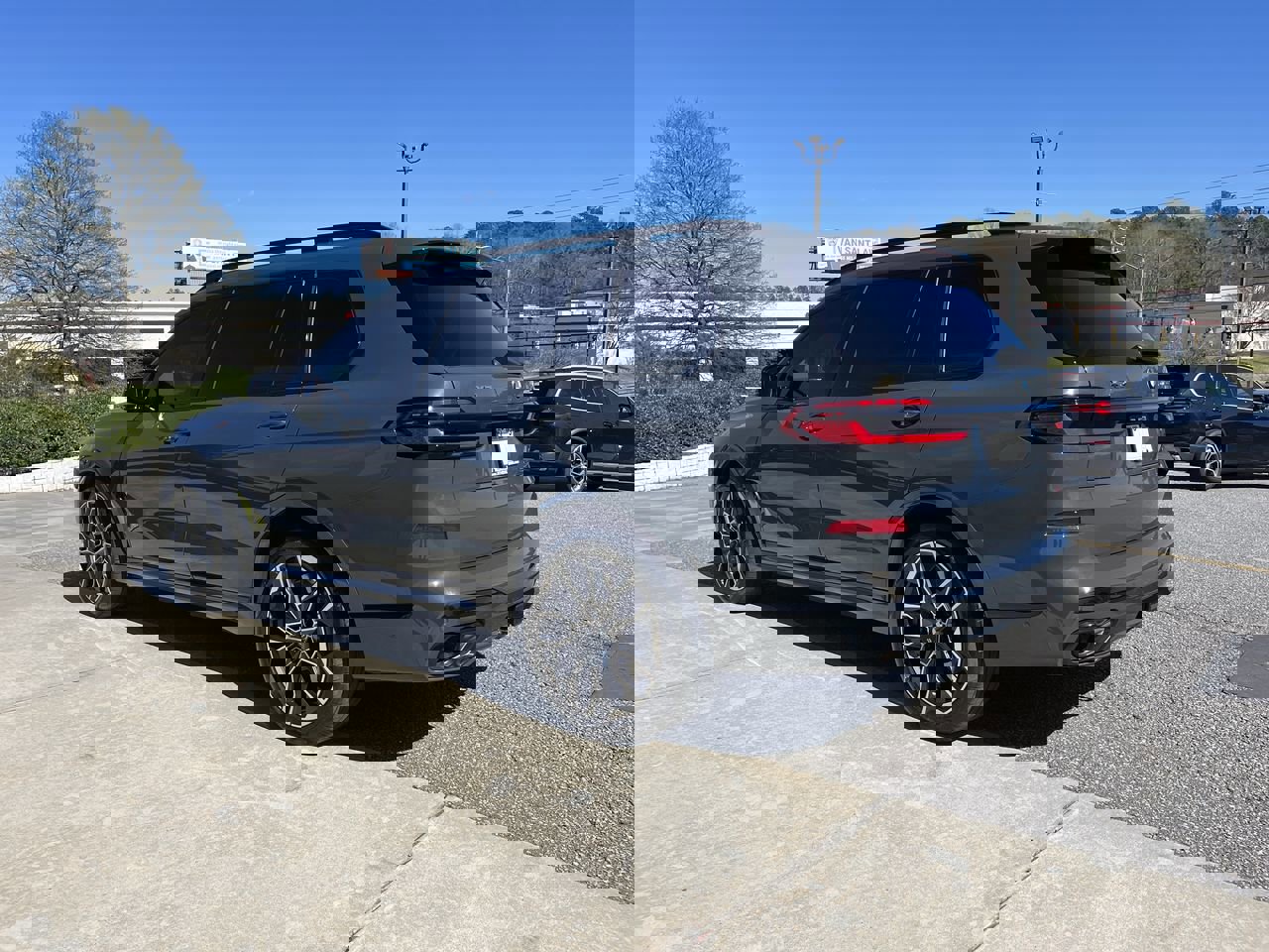 Certified 2024 BMW X7 M60i image 6