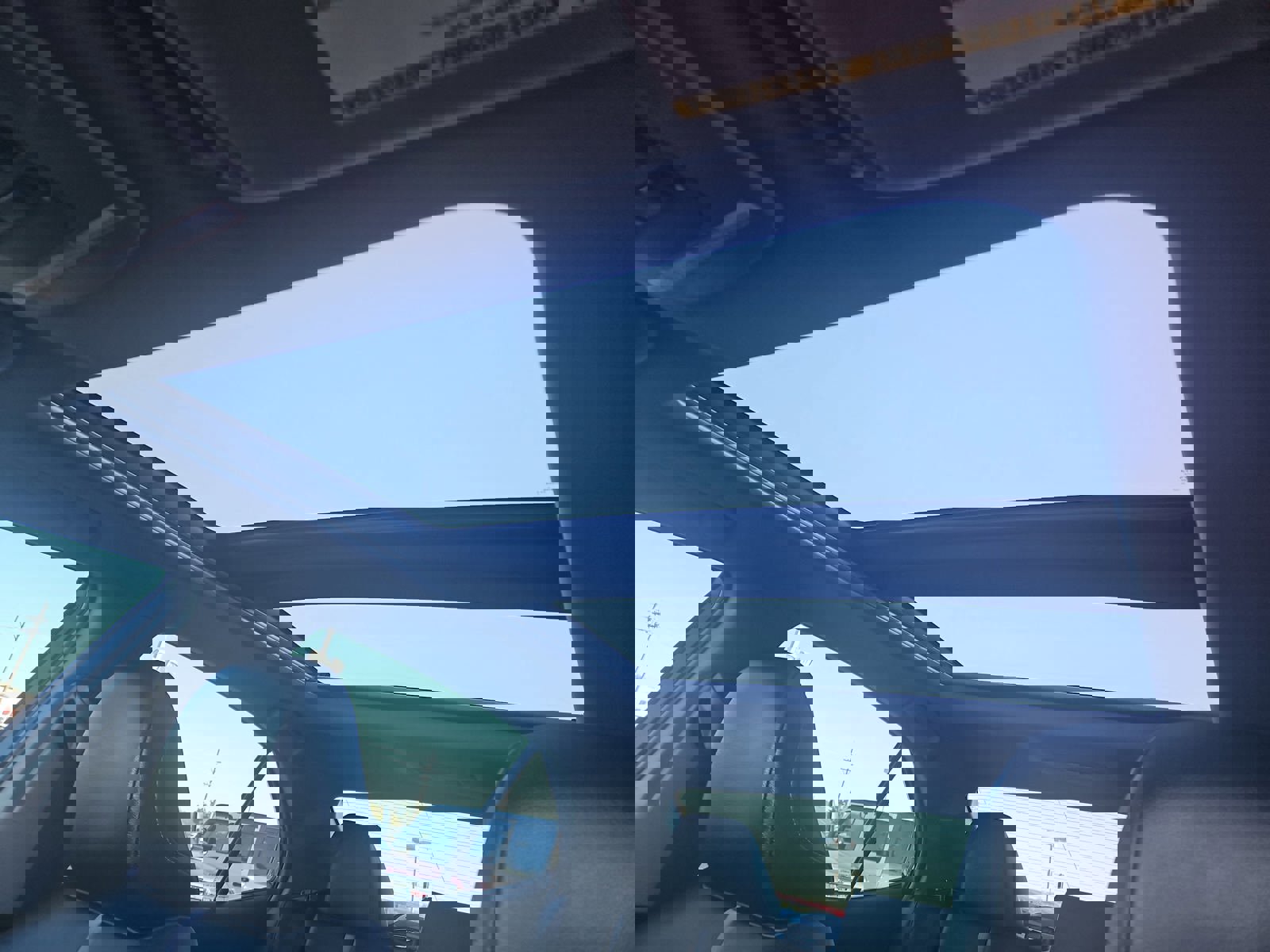 Used 2022 Toyota Camry XSE image 9