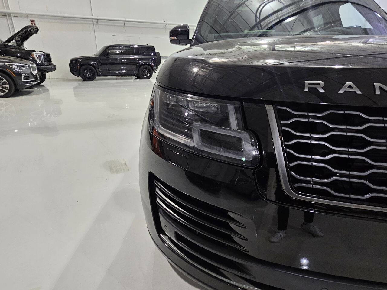 Used 2021 Land Rover Range Rover P525 Westminster Edition image 21