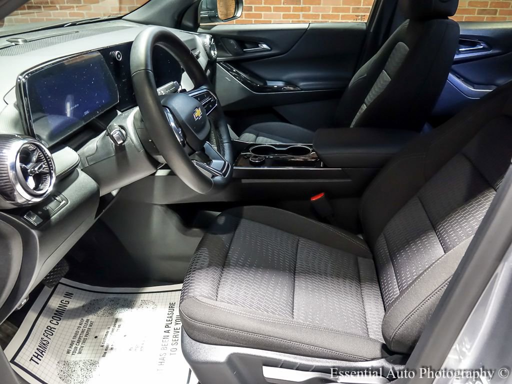 New 2026 Chevrolet Equinox LT image 9