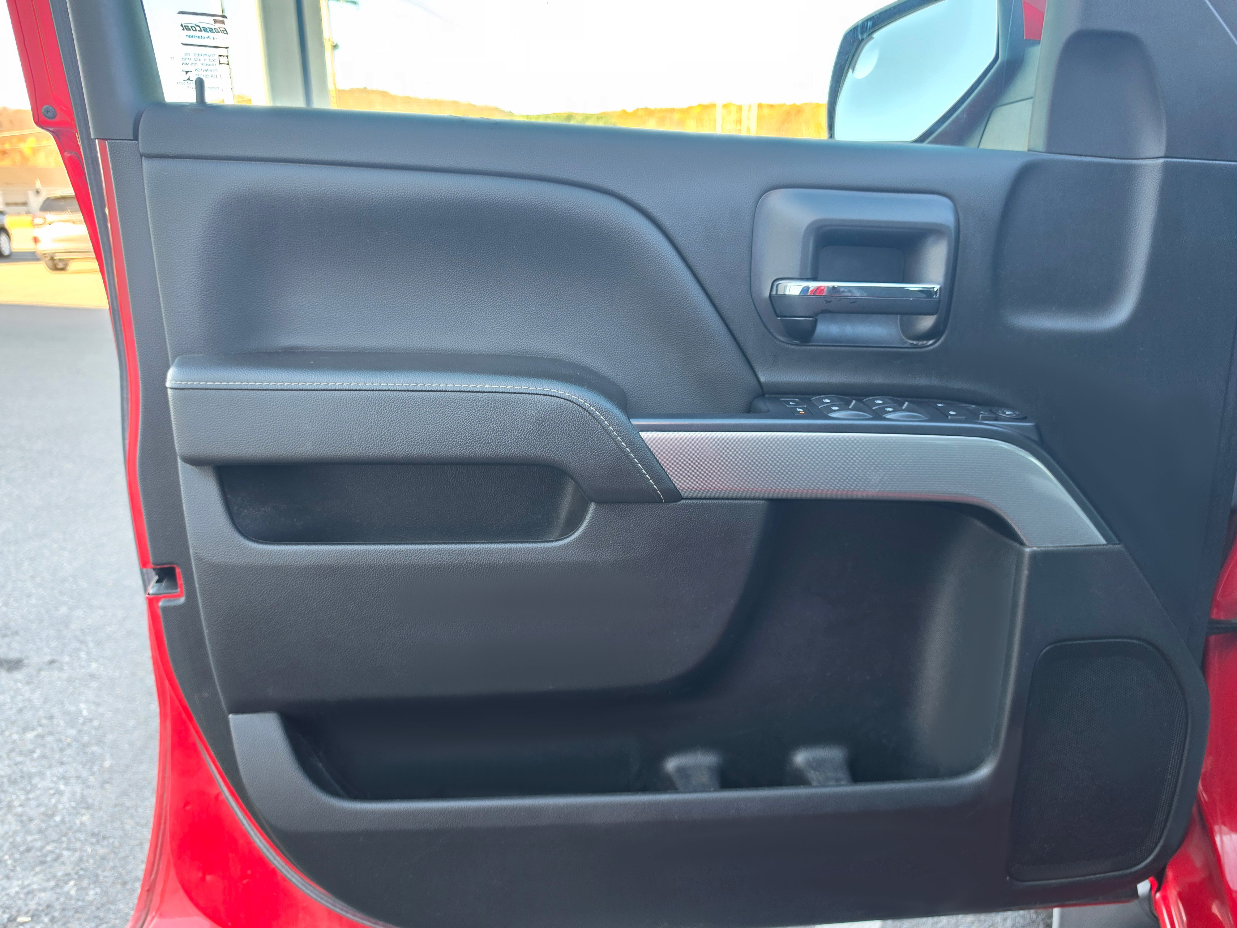 Used 2017 Chevrolet Silverado 1500 LT w/ All Star Edition AWD/4WD image 15