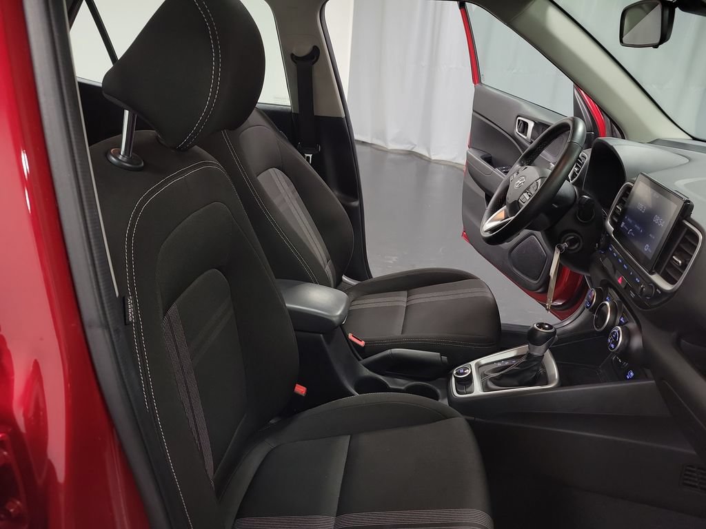 Used 2020 Hyundai Venue SEL w/ Convenience Package FWD image 31