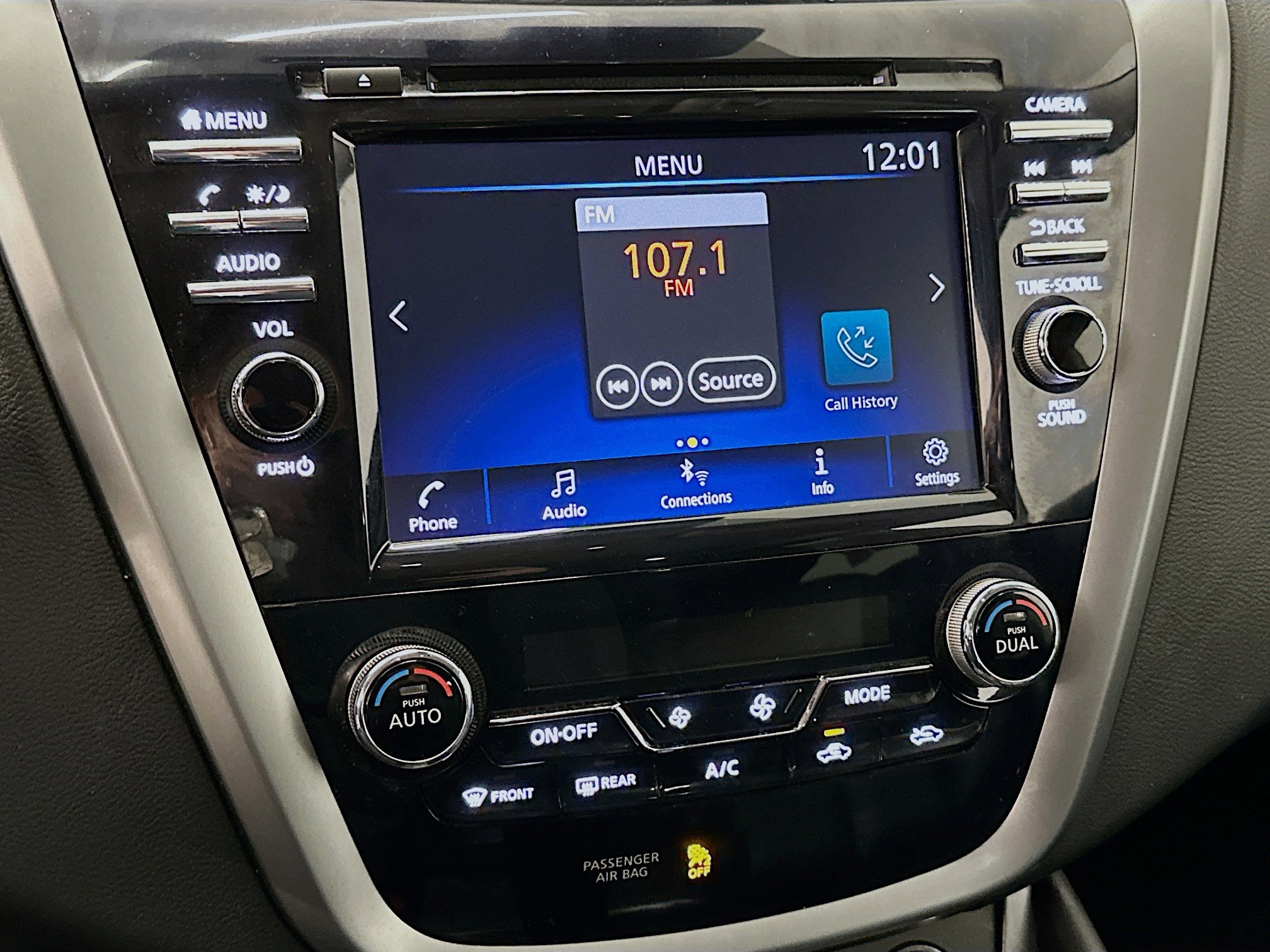 Used 2023 Nissan Murano SV w/ SV Midnight Edition Package image 25