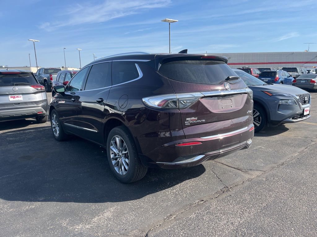 Used 2023 Buick Enclave Avenir w/ Avenir Technology Package AWD/4WD image 5
