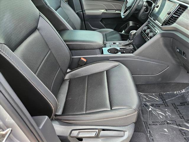 Used 2022 Volkswagen Atlas Cross Sport SE image 20