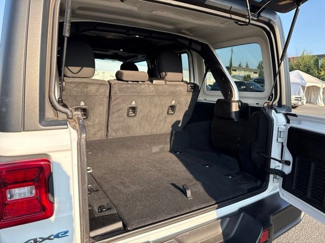 Used 2024 Jeep Wrangler Unlimited Rubicon 4xe AWD/4WD image 15