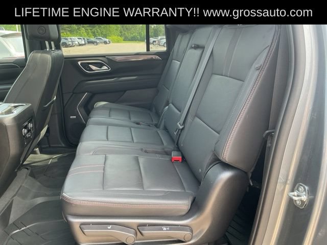 Used 2022 Chevrolet Suburban RST w/ Luxury Package AWD/4WD image 24