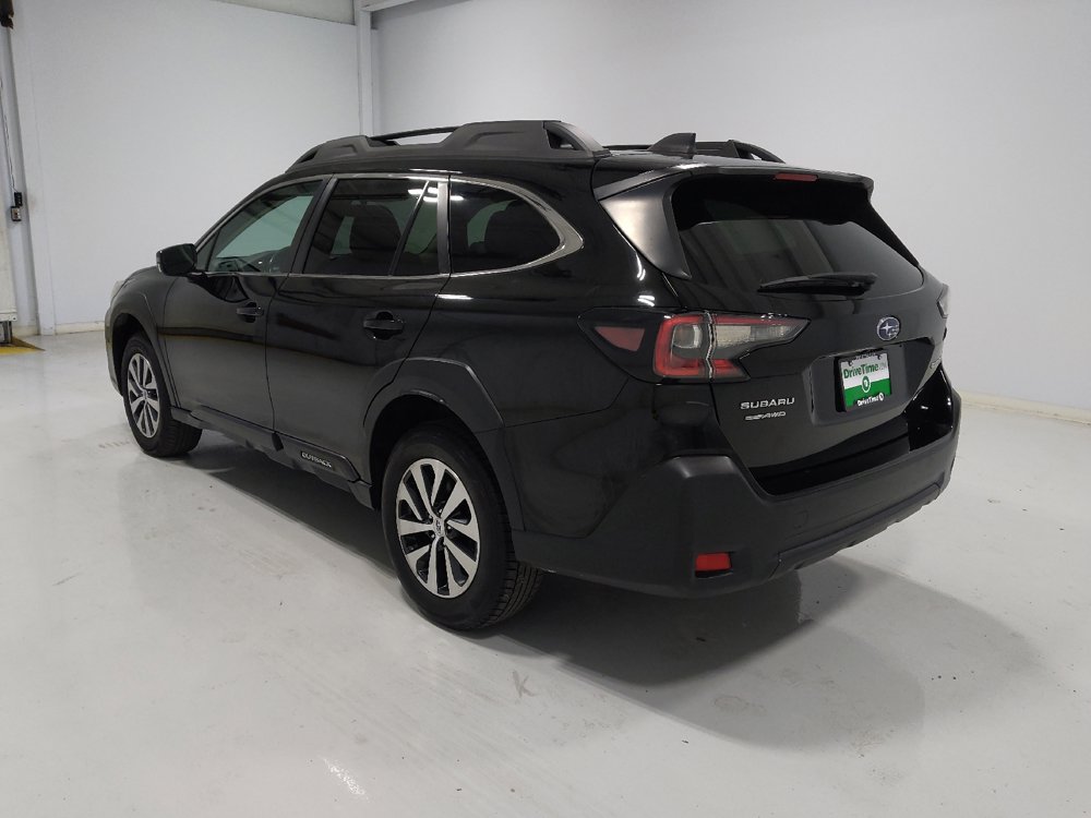 Used 2023 Subaru Outback Premium AWD/4WD image 5