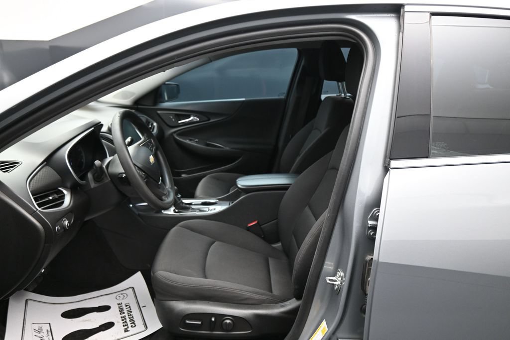 Used 2023 Chevrolet Malibu LT FWD image 10