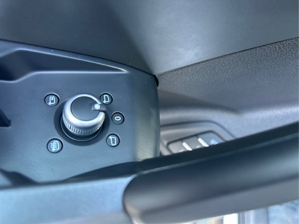 Used 2025 Audi Q3 2.0T Premium Plus AWD/4WD image 56