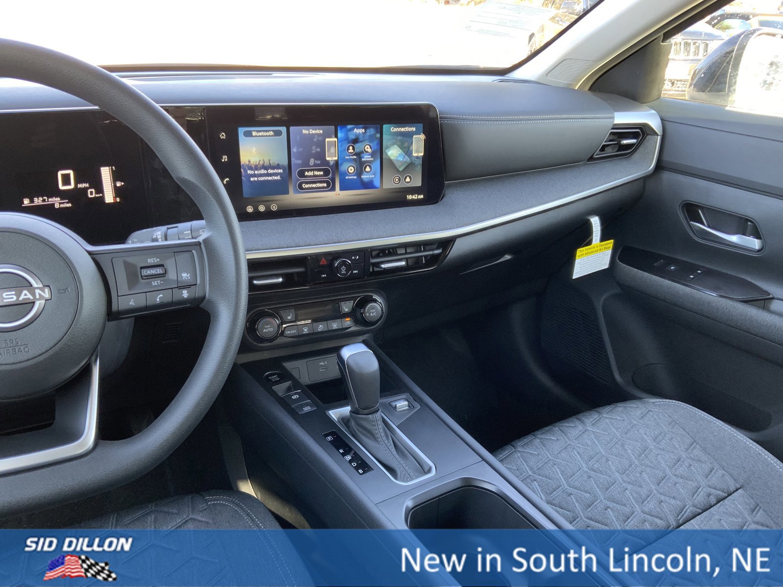 New 2026 Nissan Kicks SV w/ SV Premium Package image 7