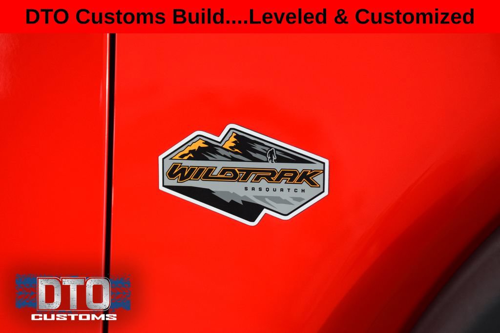 Used 2023 Ford Bronco Wildtrak AWD/4WD image 13