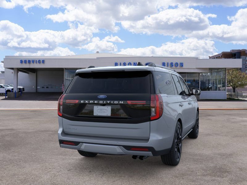 New 2026 Ford Expedition Platinum w/ Platinum Ultimate Package AWD/4WD image 8