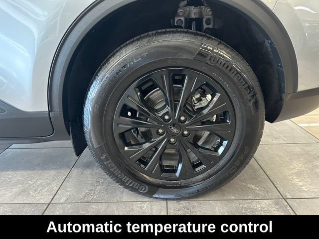 Used 2024 Ford Escape Active AWD/4WD image 7