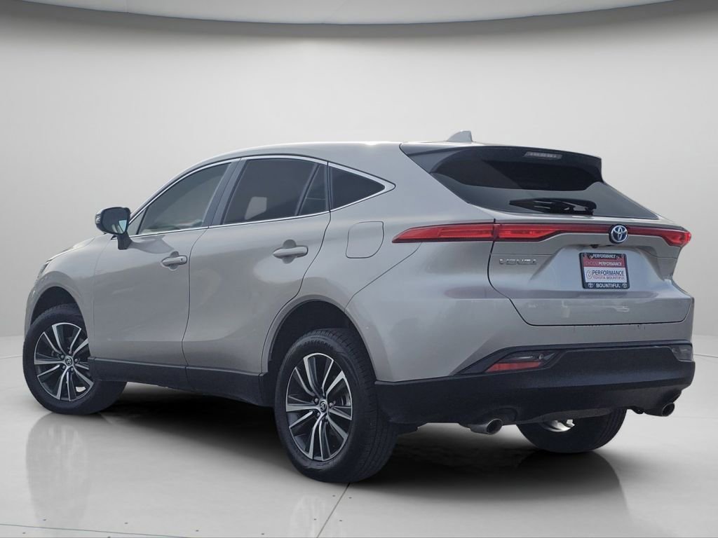 Used 2024 Toyota Venza LE image 20