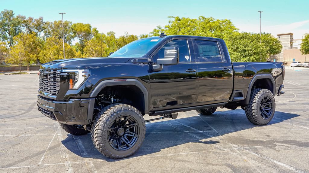 New 2026 GMC Sierra 2500 Denali w/ Denali Reserve Package AWD/4WD image 3