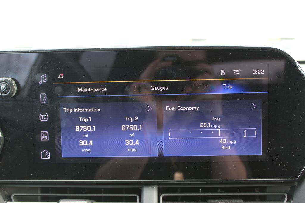 Used 2025 Chevrolet Trax LT w/ LT Convenience Package image 31