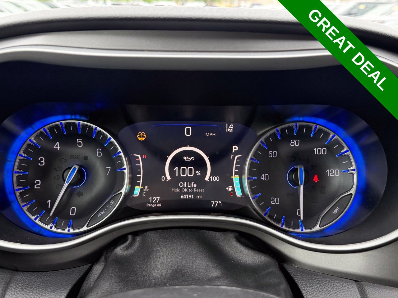 Used 2024 Chrysler Pacifica Touring-L FWD image 19