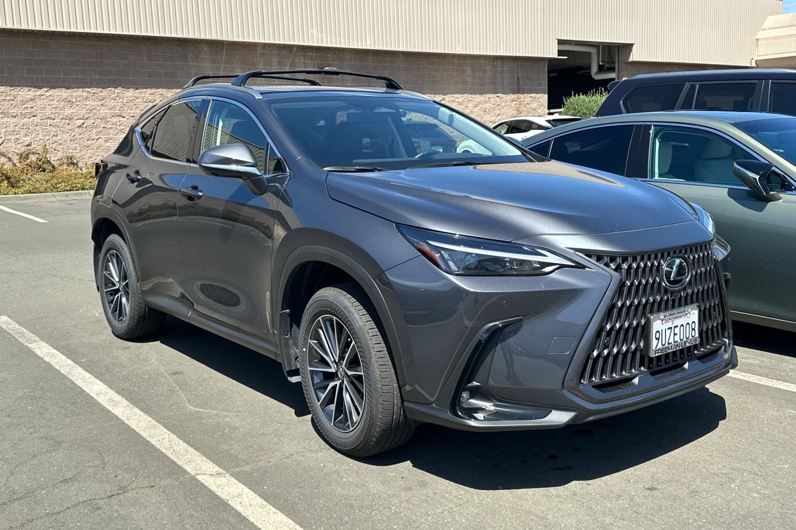 Used 2025 Lexus NX 350h AWD w/ Accessory Package (2T) image 2