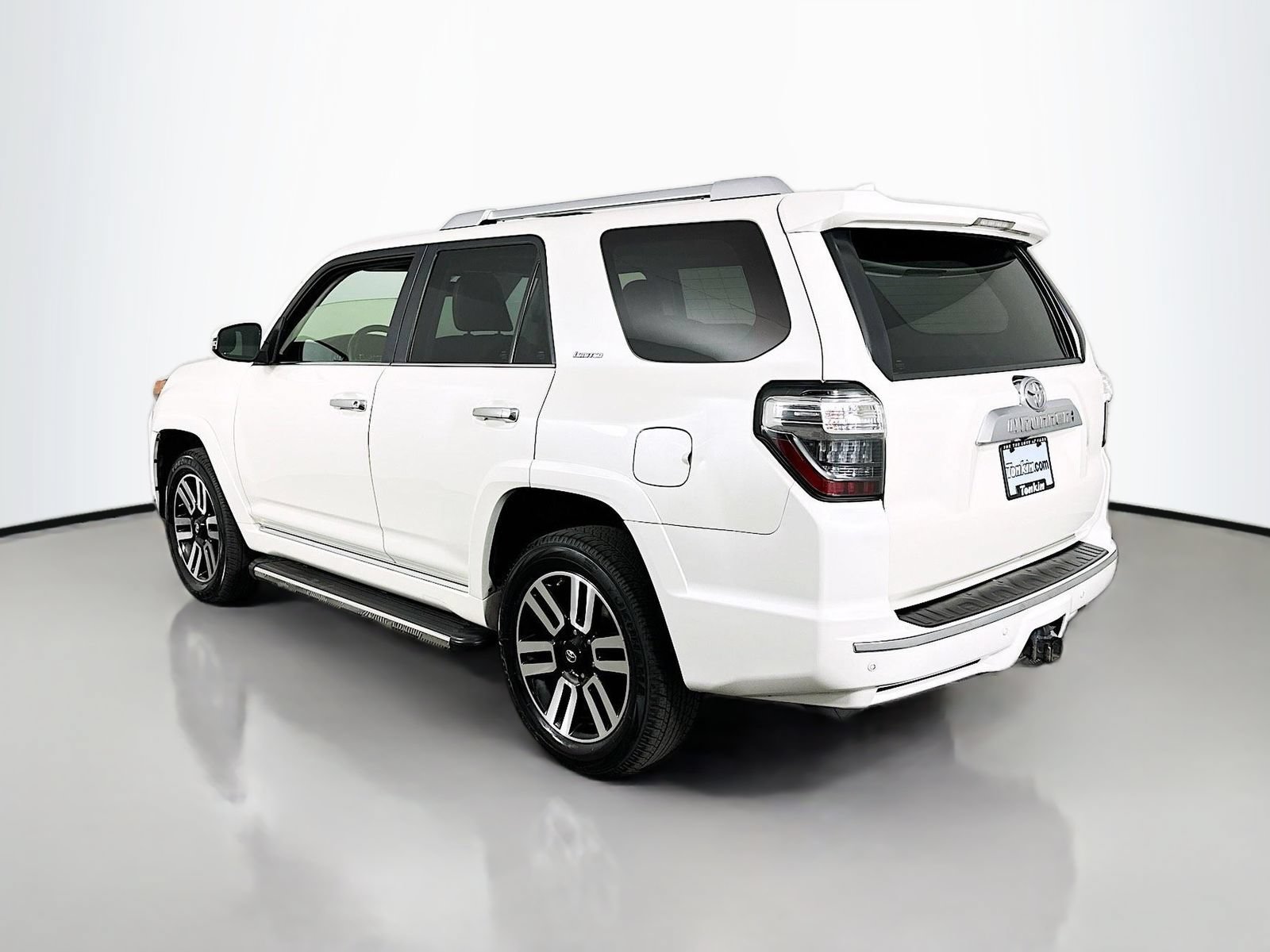 Used 2016 Toyota 4Runner Limited AWD/4WD image 6