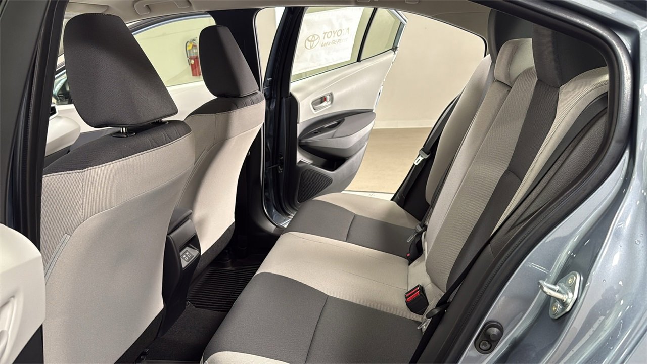 New 2025 Toyota Corolla LE image 15