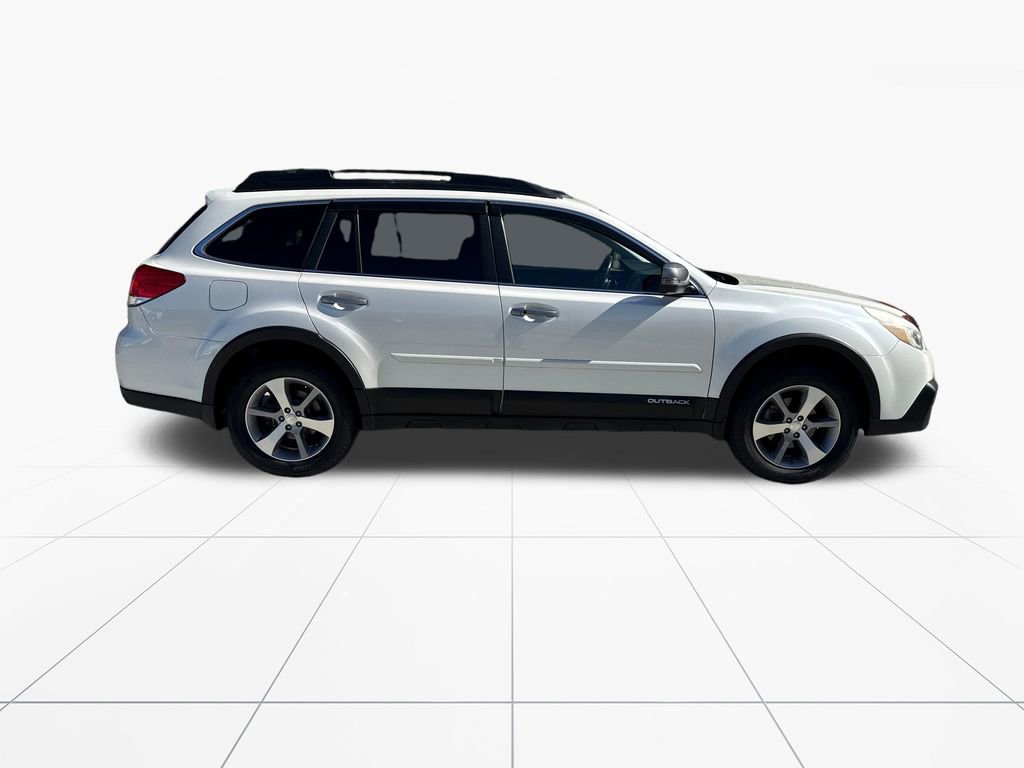 Used 2014 Subaru Outback 2.5i Limited AWD/4WD image 9