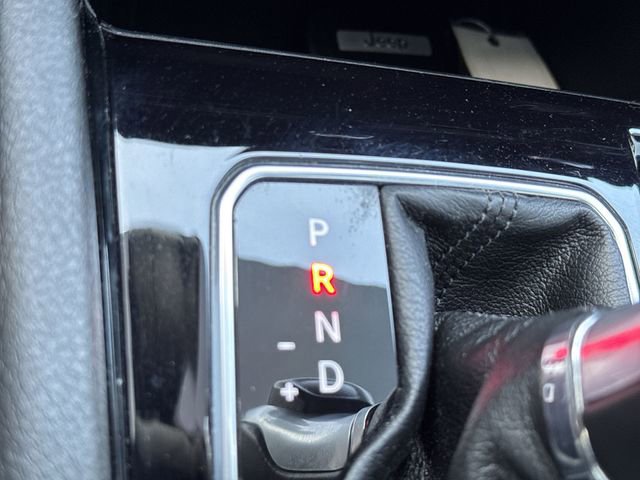 Used 2025 Jeep Compass Latitude w/ Convenience Group AWD/4WD image 25