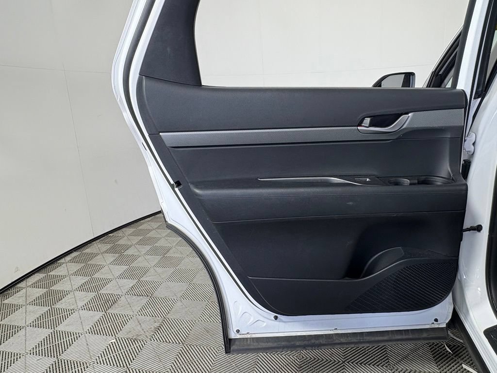 Used 2023 Hyundai Palisade XRT w/ Cargo Package FWD image 12