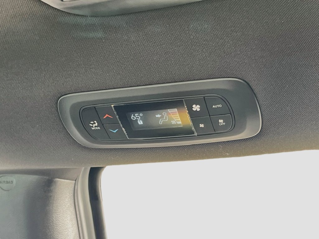 New 2027 Chrysler Pacifica Select FWD image 24