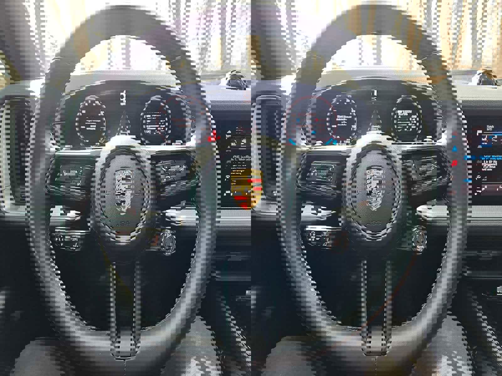 Certified 2024 Porsche Cayenne Coupe image 18