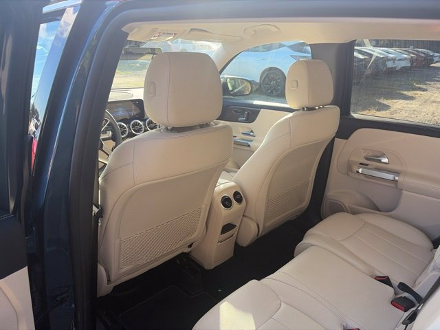 Used 2022 Mercedes-Benz GLB 250 image 21
