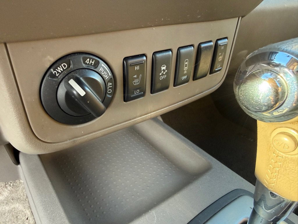 Used 2017 Nissan Frontier SV w/ SV Value Truck Package image 11