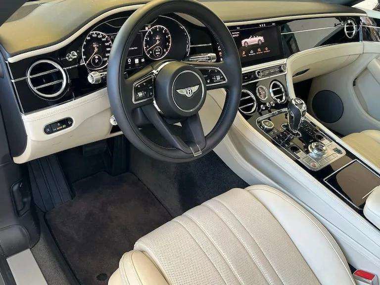 Used 2022 Bentley Continental GT image 22